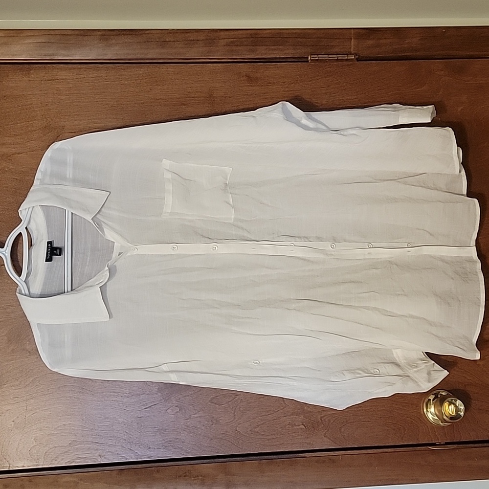 Torrid 3X Sheer Button Fown Blouse